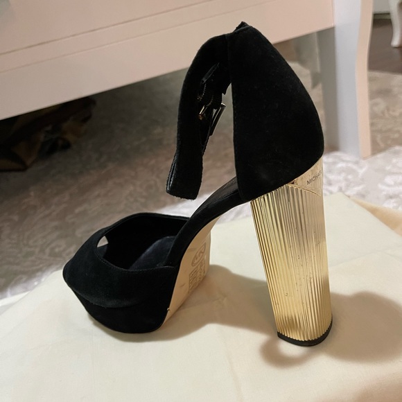 Michael Kors platform heels - Picture 5 of 5